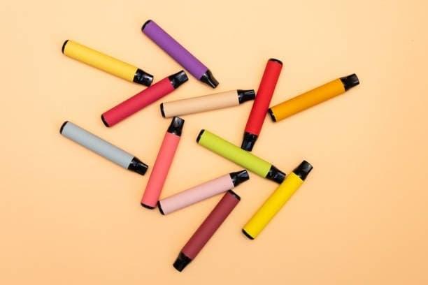 e-zigarette testpaket 2025 kaufen und vergleichen praktische Tipps zu Liquid Akku und Einsteigererfahrungen